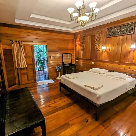 Ziggy Stardust Hotel Koh Phayam Exterior photo