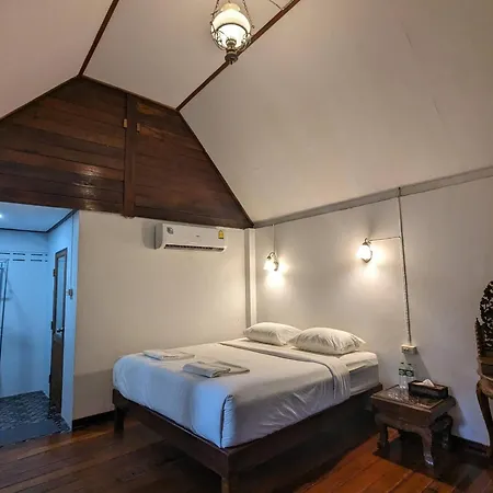 Ziggy Stardust Hotel Koh Phayam Exterior photo