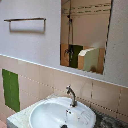 Ziggy Stardust Hotel Koh Phayam Room photo