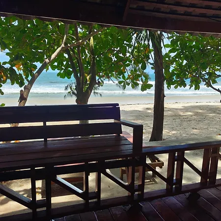 Ziggy Stardust Hotel Koh Phayam Exterior photo